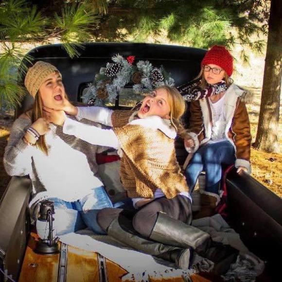 Meet your Posher, Janee - Picture 1 of 1